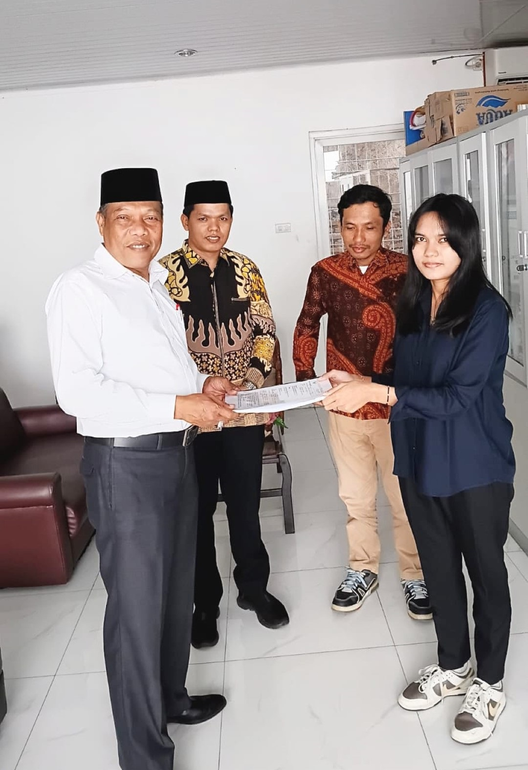 Penyerahan Berkas Administratif Islam Transitif ke Kesbangpol Provinsi Sumatera Utara 